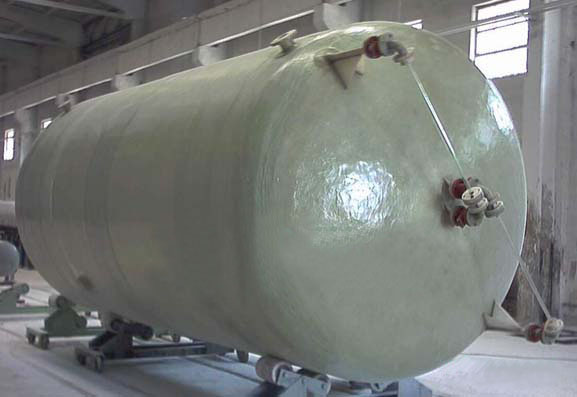 <strong><font color='0820FF'>双层玻璃钢储油罐的制作方法(图文)</font></strong>