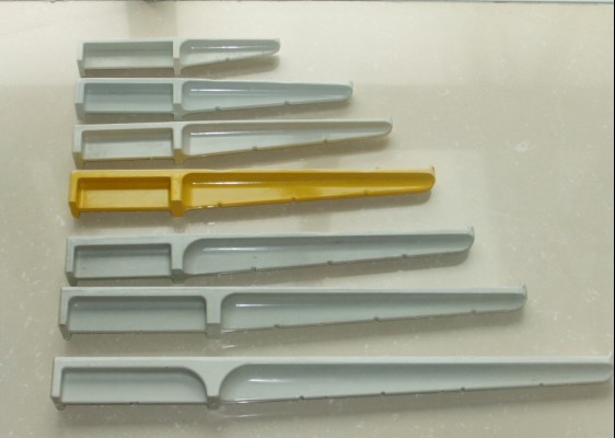 <strong><font color='2D0DFF'>玻璃钢电缆支架用途(图文)</font></strong>