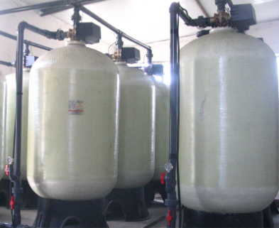 <strong><font color='0D2DFF'>龙康厂家玻璃钢过滤器</font></strong>